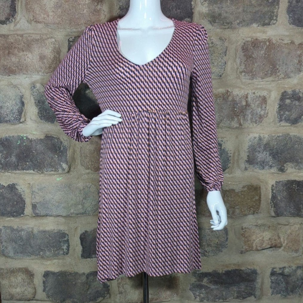 Boden Knee Length Long Sleeve Geometric Dresses V-Neck Pink Women's Size 6P
